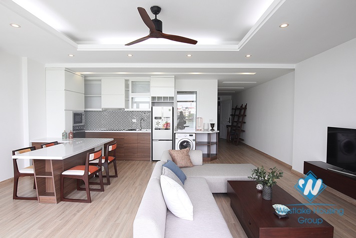 High quality apartment for rent in Quang An street, Tay Ho, Ha Noi